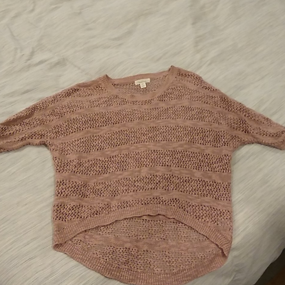 Mauve colored sweater